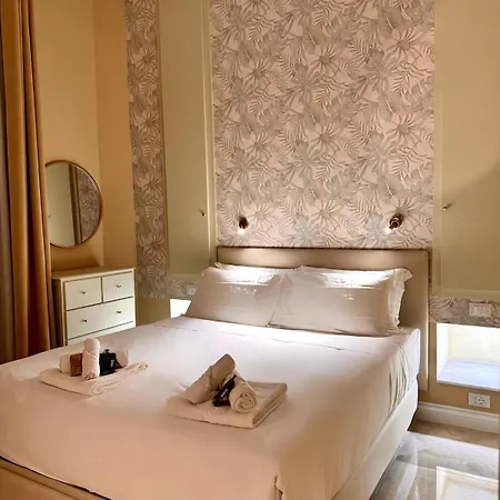 Marbleapartment * ローマ